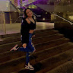 Meet your Posher, Samantha santana